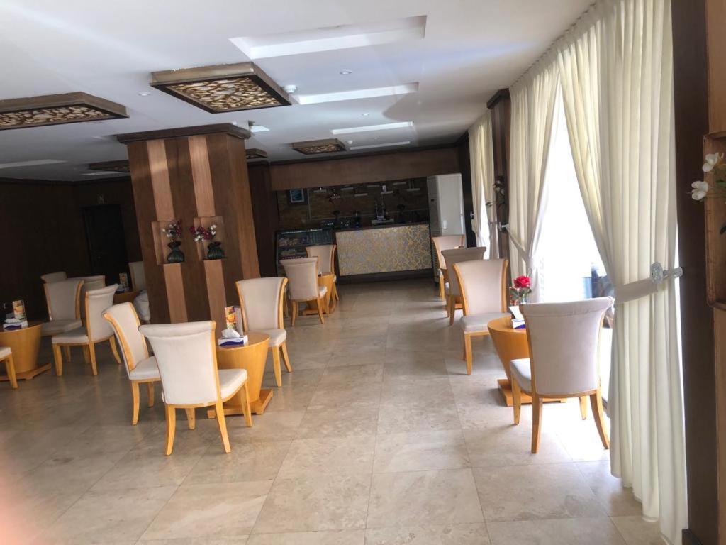 Stars Suites - Al Hamra Aparthotel