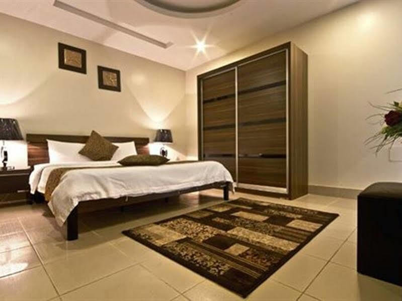 Stars Suites - Al Hamra Aparthotel